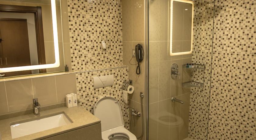 mihrako hotel WC